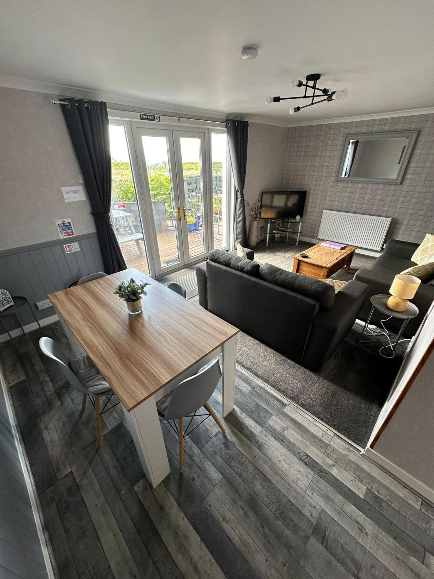 Self Catering Spacious 2 Bed Apartment With Sea Views South Erradale Extérieur photo