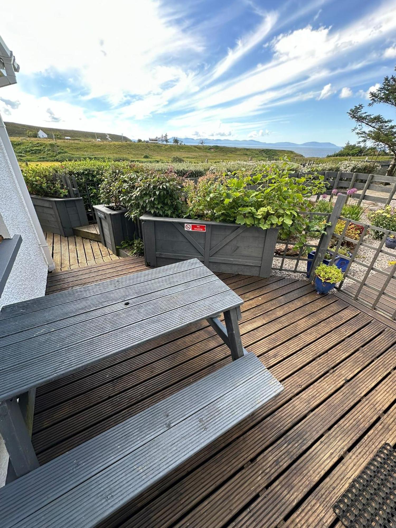 Self Catering Spacious 2 Bed Apartment With Sea Views South Erradale Extérieur photo